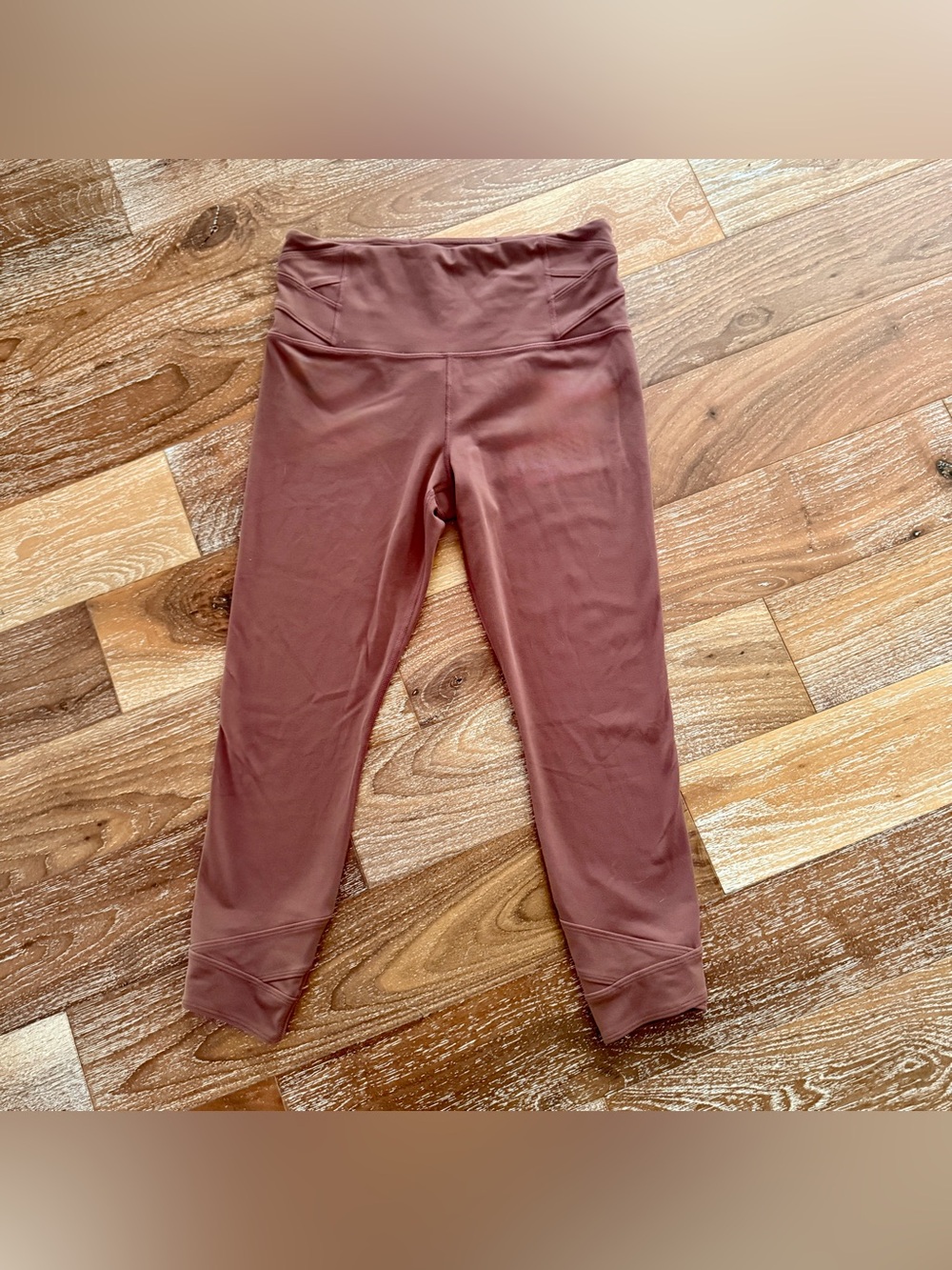 Athleta Elation Pirouette 7/8 Tight for Yoga Fitness Running / Mauve / Size MP